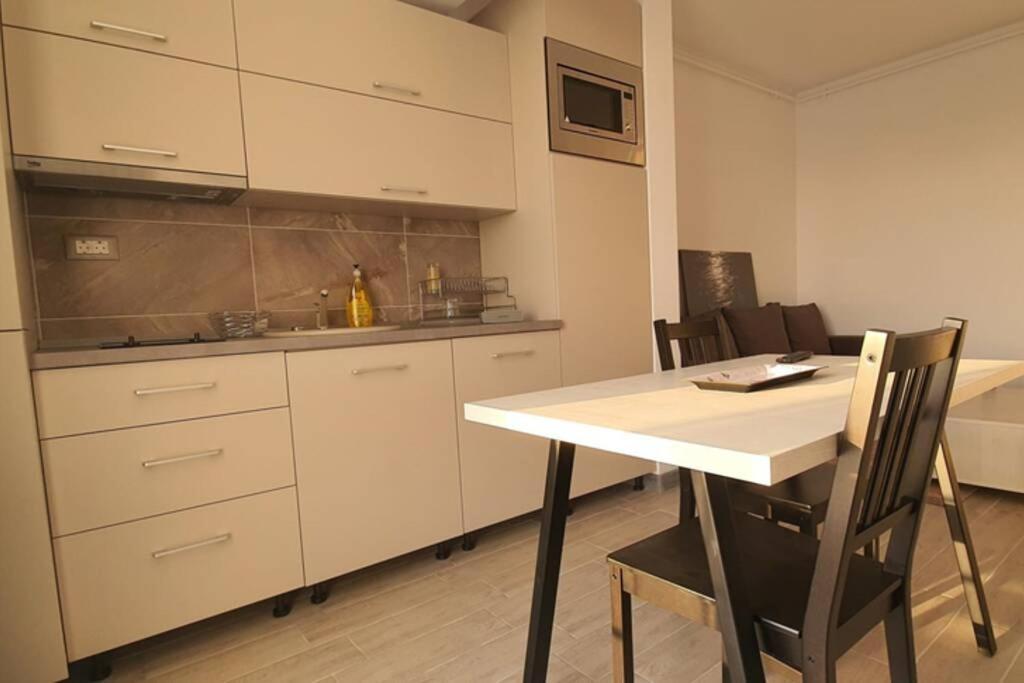 Zian'S Studio Mamaia Nord Beach Resort Năvodari Exterior foto
