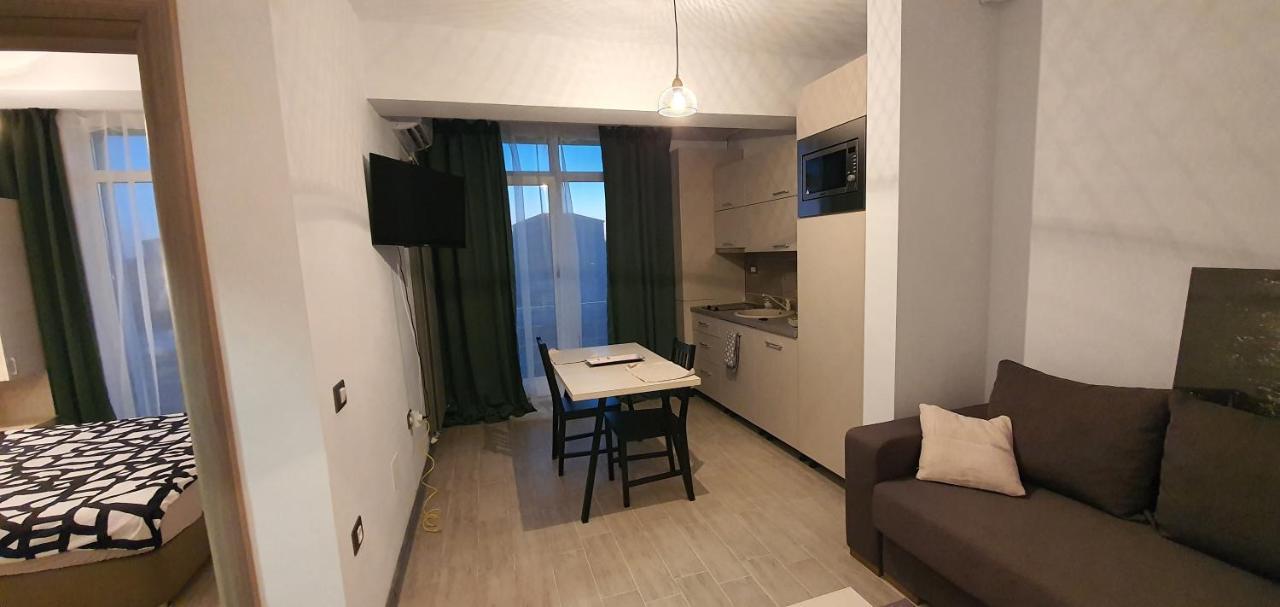 Zian'S Studio Mamaia Nord Beach Resort Năvodari Exterior foto